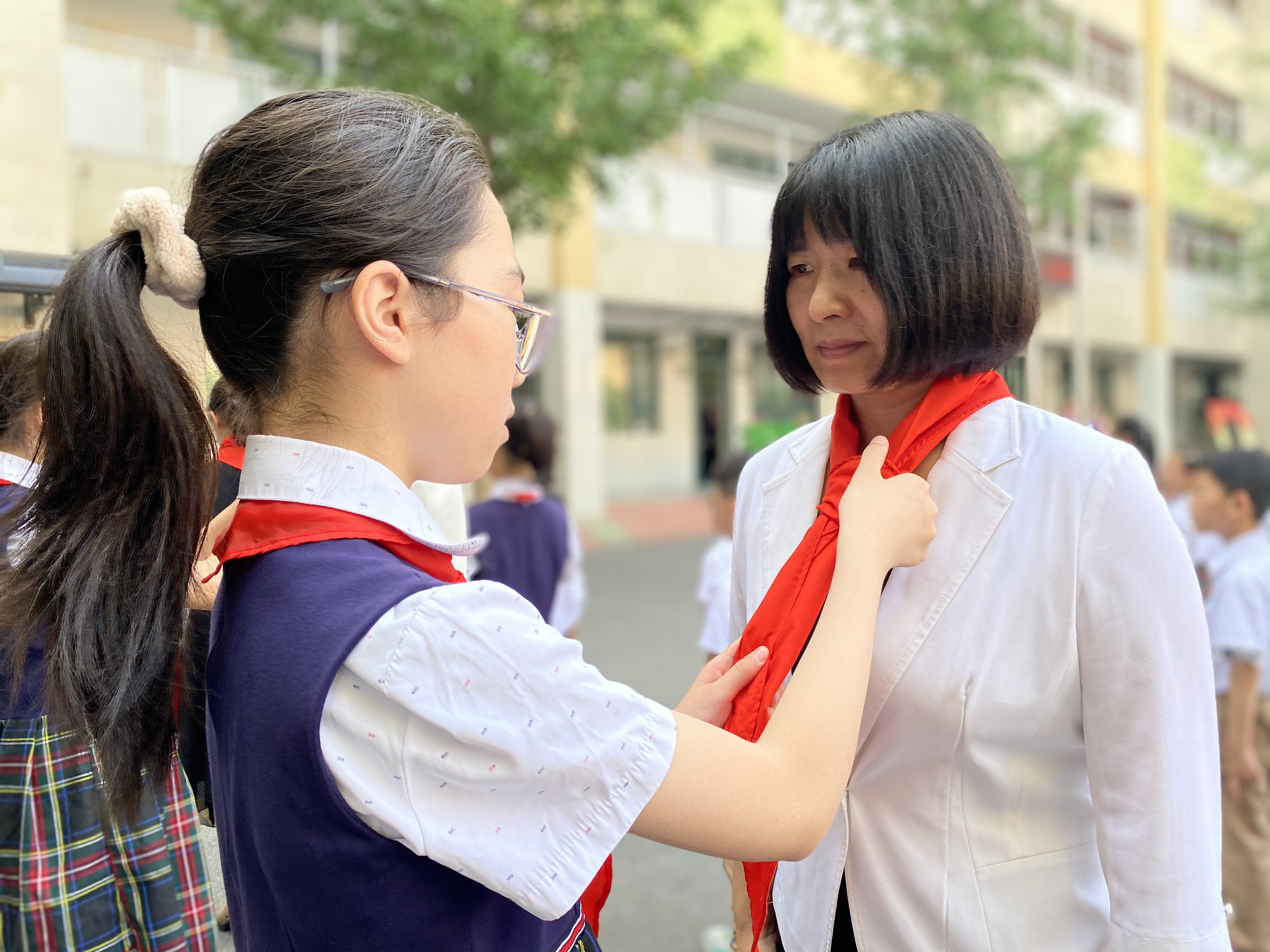 队员精神抖擞,带领球队赢得硬仗 队员精神抖擞,带领球队赢得硬仗