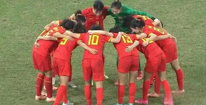 中国球队在亚洲杯赛场上大放异彩 中国球队在亚洲杯赛场上大放异彩