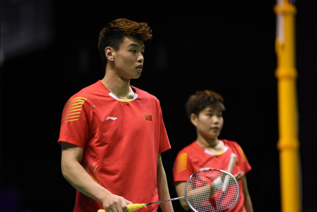 马来西亚队绝杀韩国队,黄鸭组合点燃赛场 马来西亚队绝杀韩国队,黄鸭组合点燃赛场