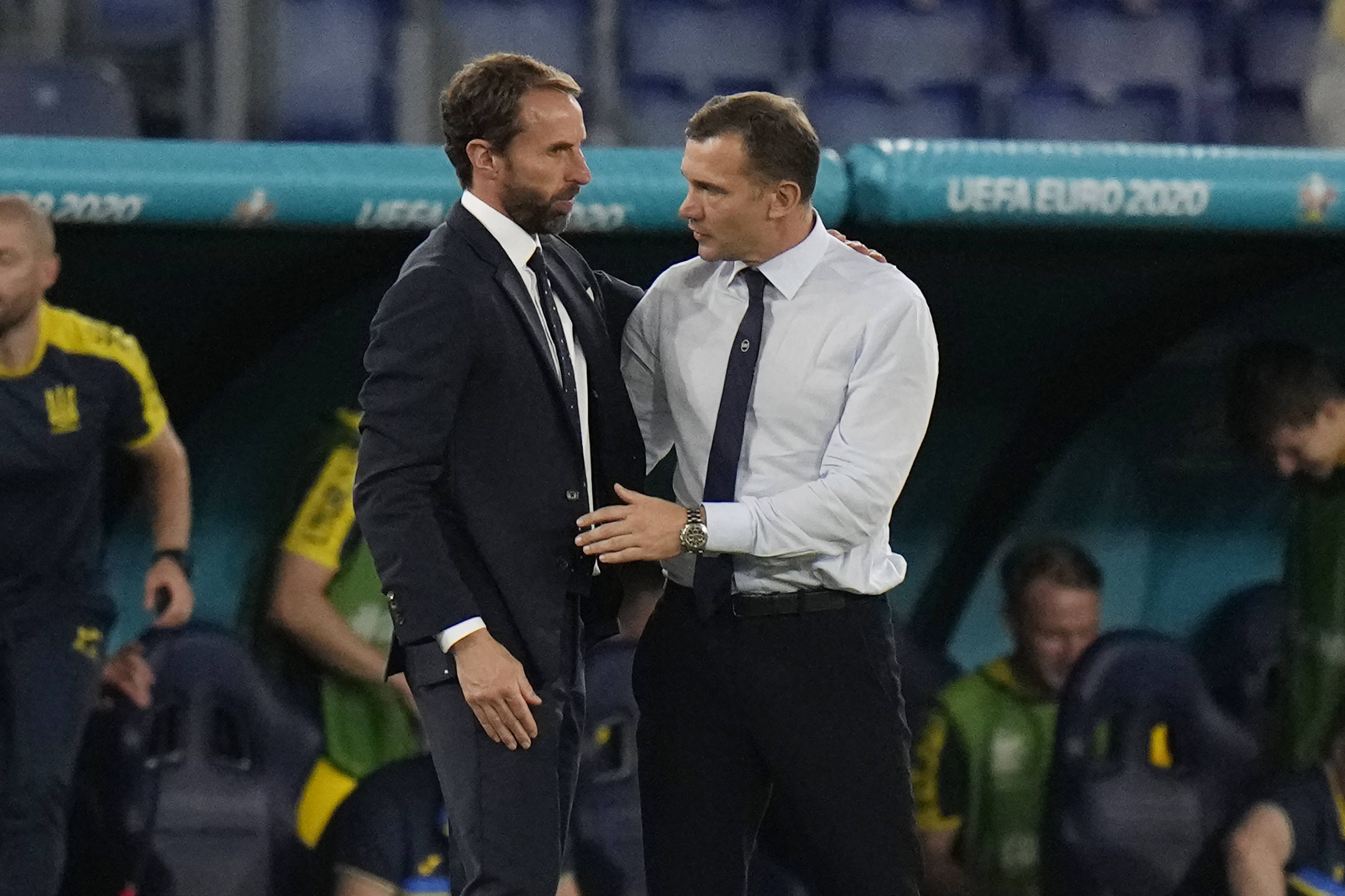 丹麦翻盘英格兰，孔德扛起全队