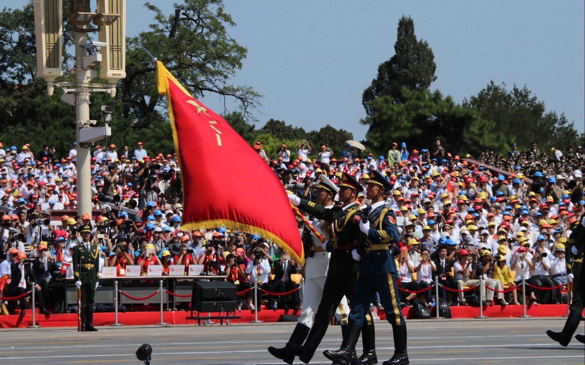 雷火电竞亚洲先驱-斯台普斯的双重奏，团队胜利与无解欧文的共存之夜